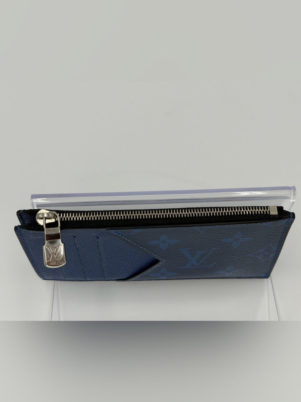 Louis Vuitton Taigarama Blue Monogram Coin Card Holder Excellent Condtion w/COA - Picture 2 of 11